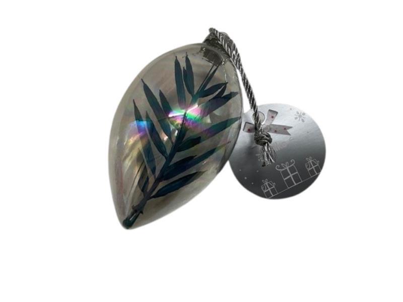 Wilko Enchanted Encaps Foliage Bauble