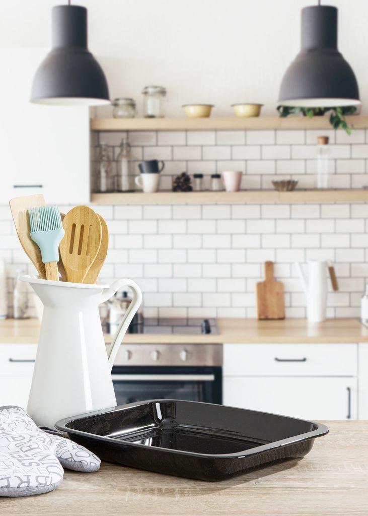 Betterware Enamel 32cm Roaster