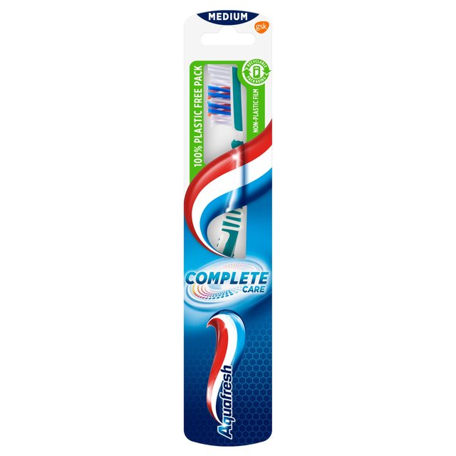 Aquafresh Toothbrush Clean Control