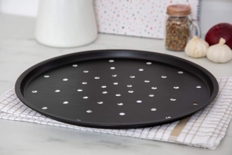 Wham Essentials Pizza Tray Black 12