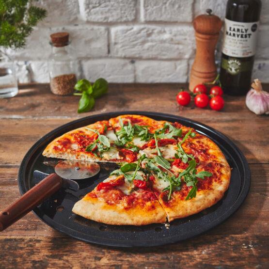 Enamel 0.6mm Pizza Tray Black 31CM Dia