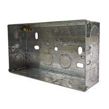 Status 2 Gang 35mm Metal Pattress Box